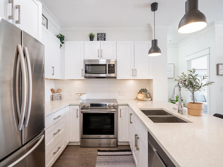 321-5020 221a Street, Langley, BC, V2Y 0V5 - 5