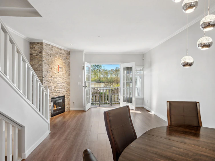 6-8581 Jellicoe Street, Vancouver, BC, V5S 4T5 - 5