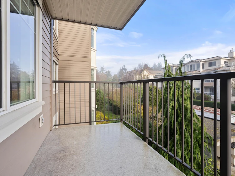 302-15357 Roper Avenue, Surrey, BC, V4B 2G2 - 14