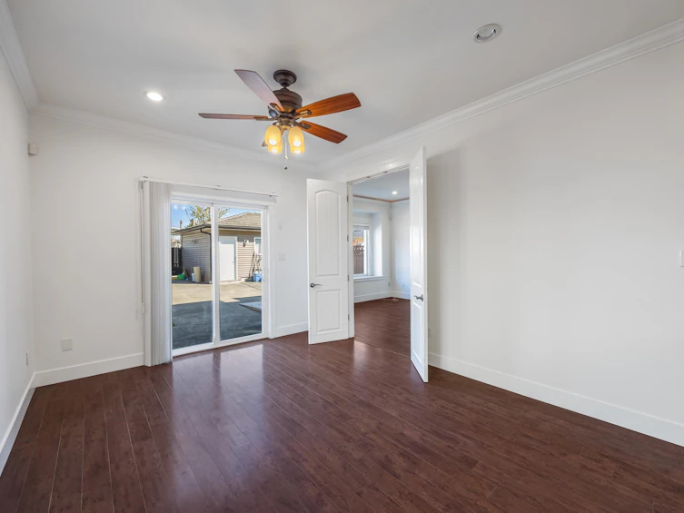 6760 Waltham Avenue, Burnaby, BC, V5H 3V8 - 17