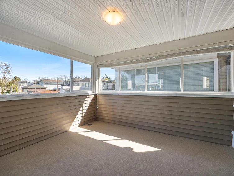 6760 Waltham Avenue, Burnaby, BC, V5H 3V8 - 31