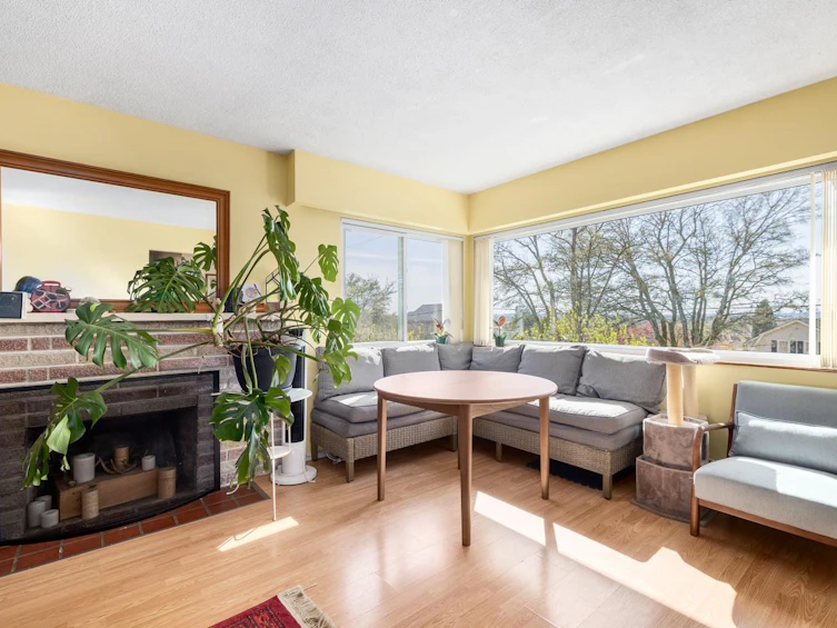 3605 Oxford Street, Vancouver, BC, V5K 1P4 - 6