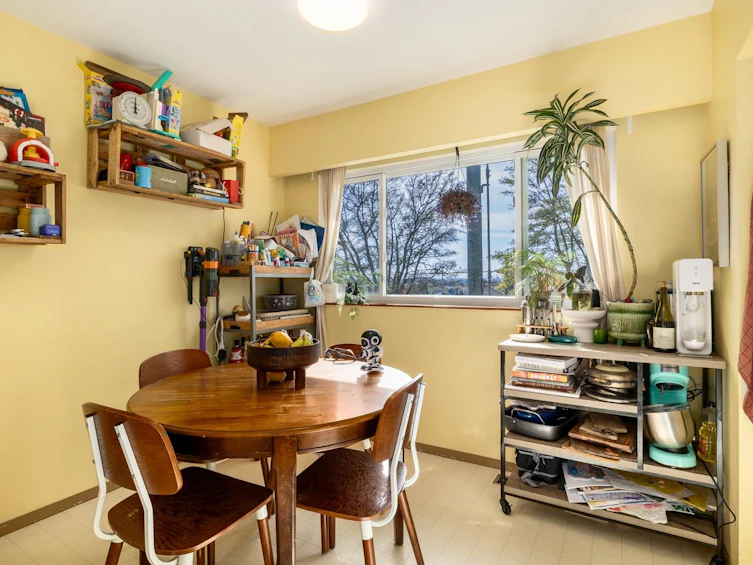 3605 Oxford Street, Vancouver, BC, V5K 1P4 - 10