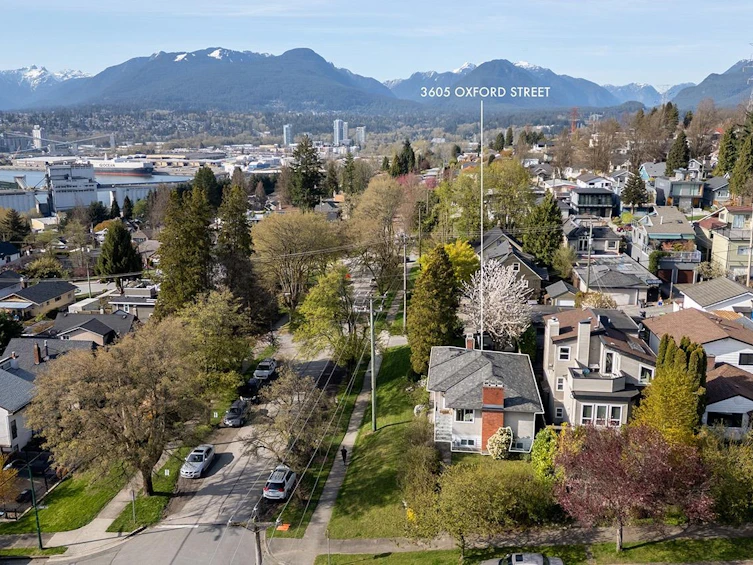 3605 Oxford Street, Vancouver, BC, V5K 1P4 - 25