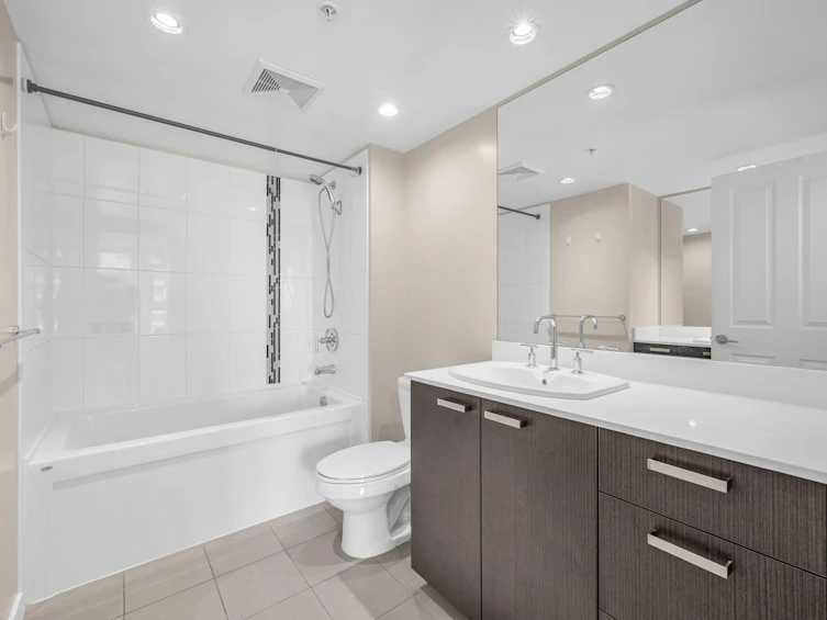 807-6688 Arcola Street, Burnaby, BC, V5E 0B3 - 19