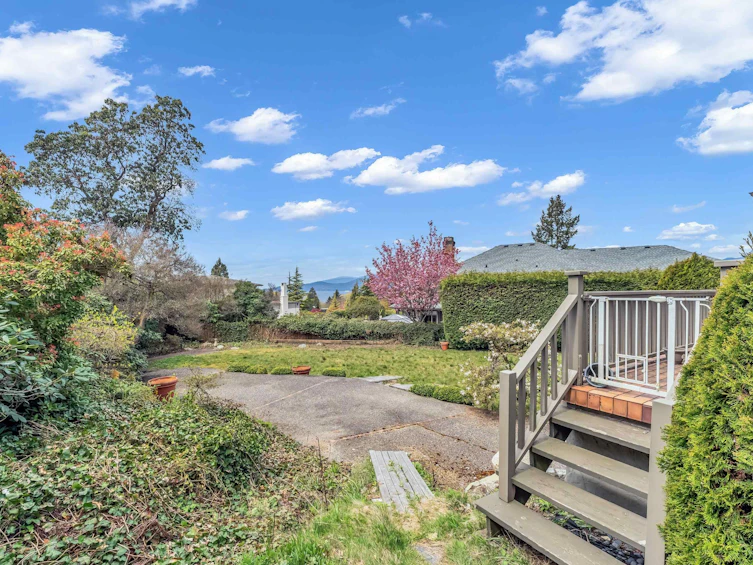 1529 Western Crescent, Vancouver, BC, V6T 1V2 - 2