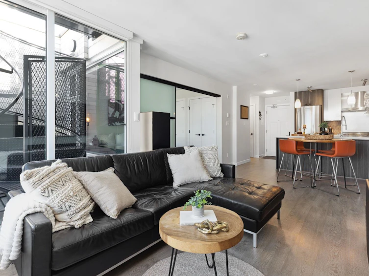 PH612-311 E 6th Avenue, Vancouver, BC, V5T 0G9 - 2