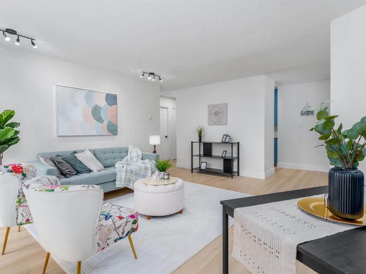 214-1850 E Southmere Crescent, Surrey, BC, V4A 6Y6