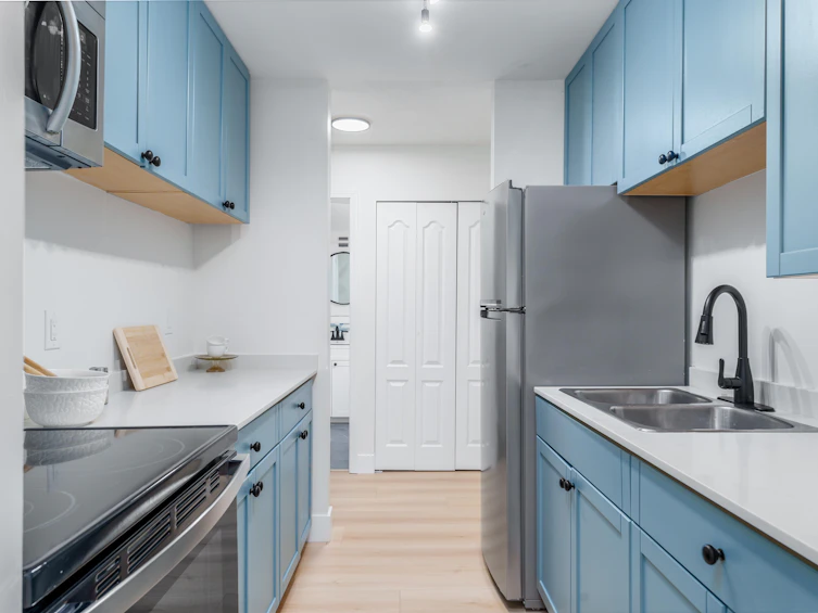 214-1850 E Southmere Crescent, Surrey, BC, V4A 6Y6 - 14