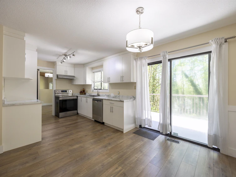 13025 238 Street, Maple Ridge, BC, V4R 2S4 - 11