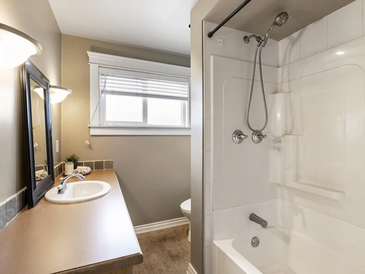 5006 Maitland Street, Burnaby, BC, V5H 1N5 - 23