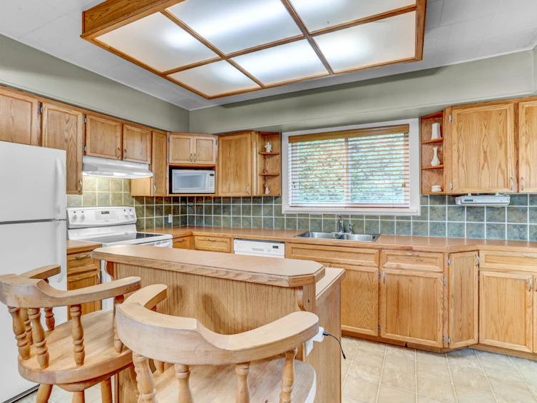12451 203 Street, Maple Ridge, BC, V2X 4W3 - 6