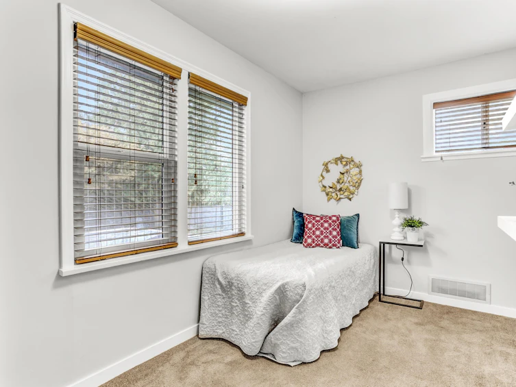 12451 203 Street, Maple Ridge, BC, V2X 4W3 - 17