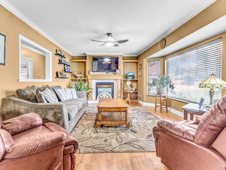 12451 203 Street, Maple Ridge, BC, V2X 4W3 - 4