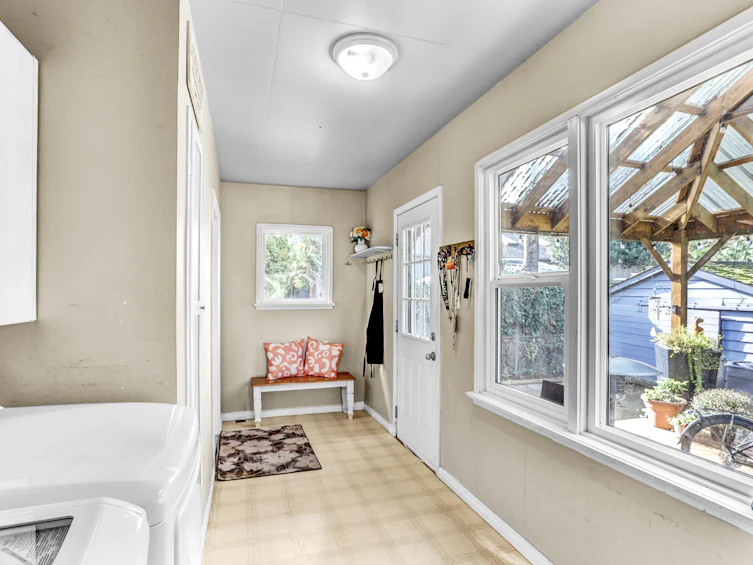 12451 203 Street, Maple Ridge, BC, V2X 4W3 - 21