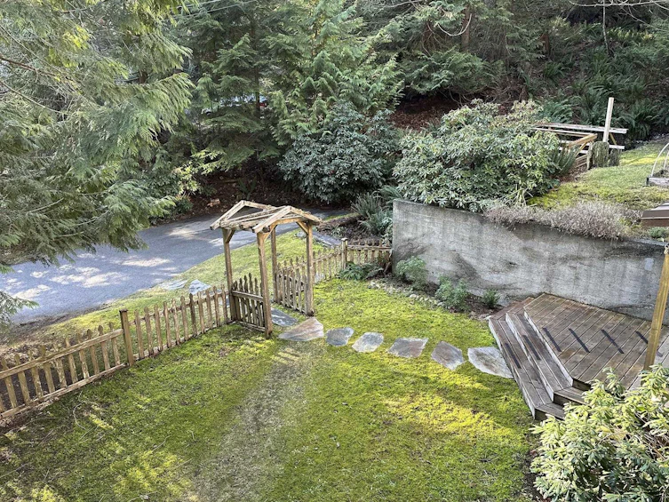 850 Bolton Road, Bowen Island, BC, V0N 1G2 - 30