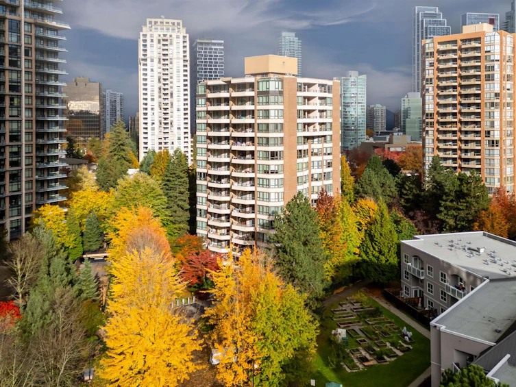 802-6152 Kathleen Avenue, Burnaby, BC, V5H 4K8 - 36