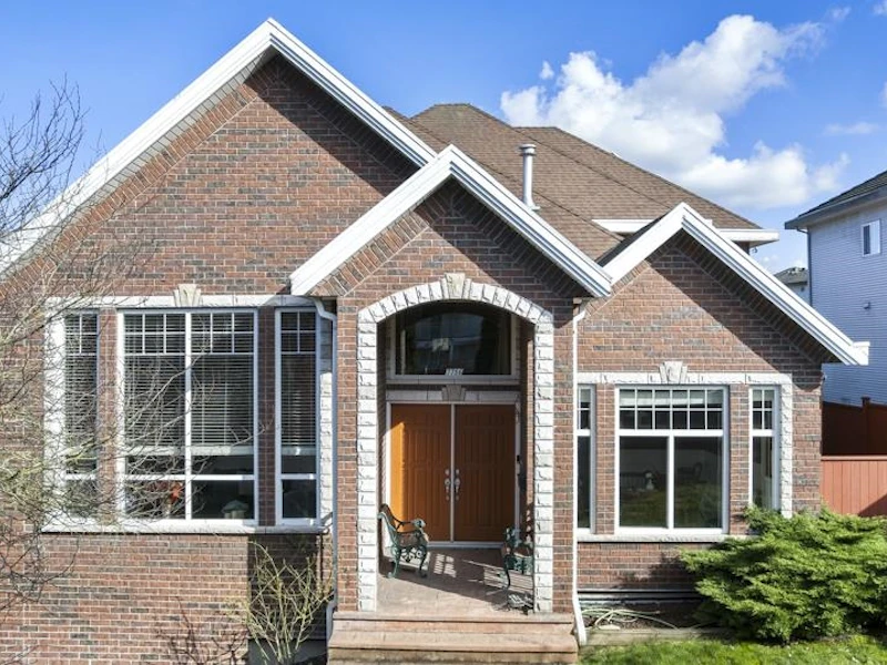 7756 144th Street, Surrey BC V3W 5S8