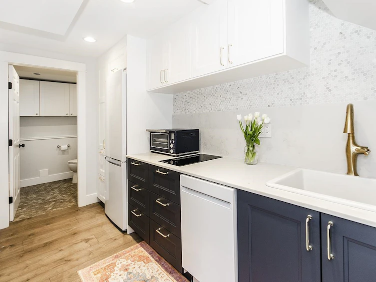 116 E Carisbrooke Road, North Vancouver, BC, V7N 1M9 - 33