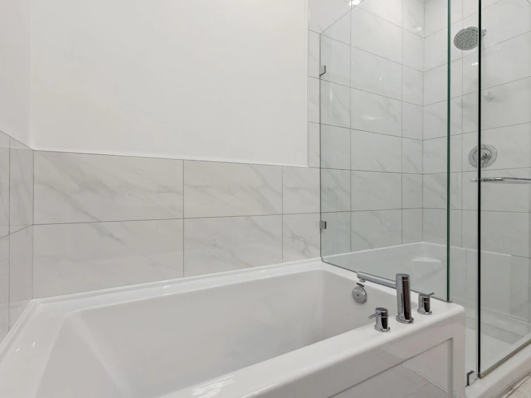 15-602 Lile Drive, North Vancouver, BC, V7G 0B3 - 21