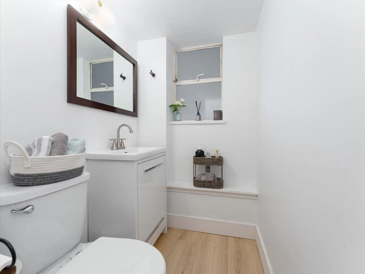 868 Prospect Avenue, North Vancouver, BC, V7R 2M3 - 28