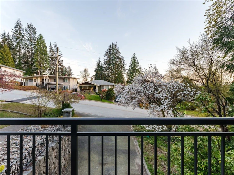868 Prospect Avenue, North Vancouver, BC, V7R 2M3 - 31