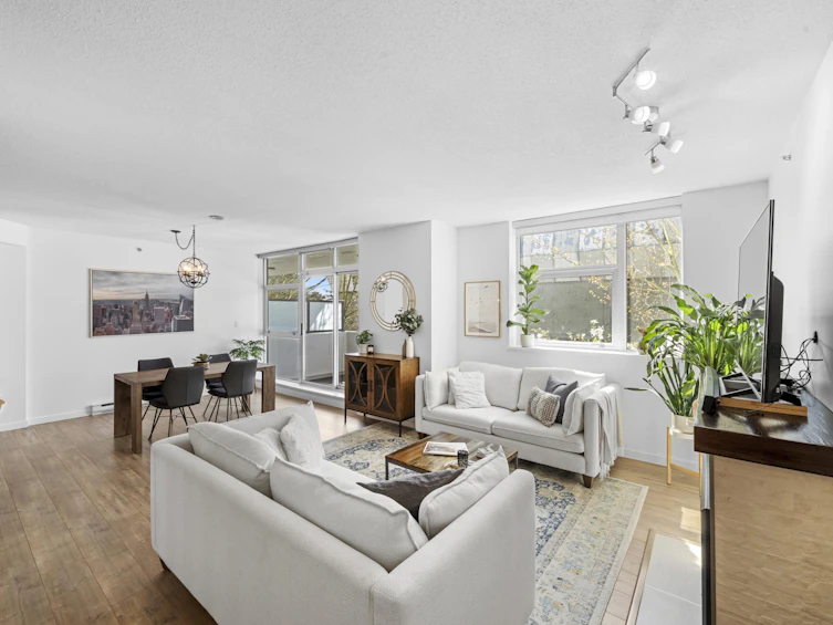 206-5611 Goring Street, Burnaby, BC, V5B 0A3 - 6