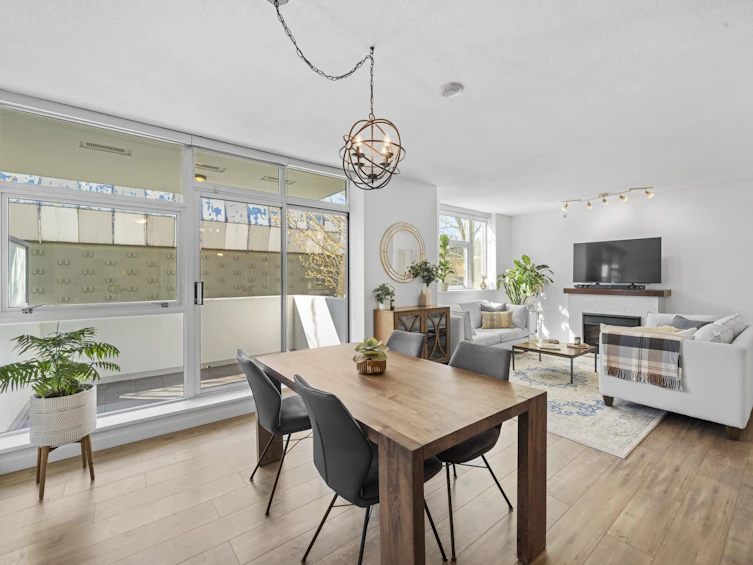 206-5611 Goring Street, Burnaby, BC, V5B 0A3 - 7