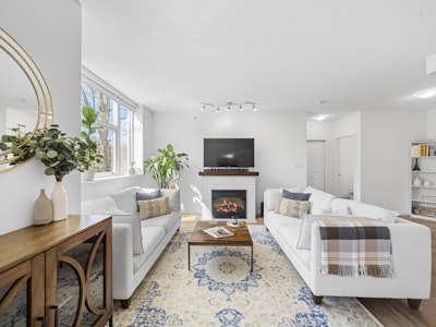 206-5611 Goring Street - 5