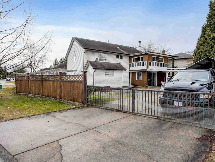 15299 93a Avenue, Surrey, BC, V3R 0E6 - 34