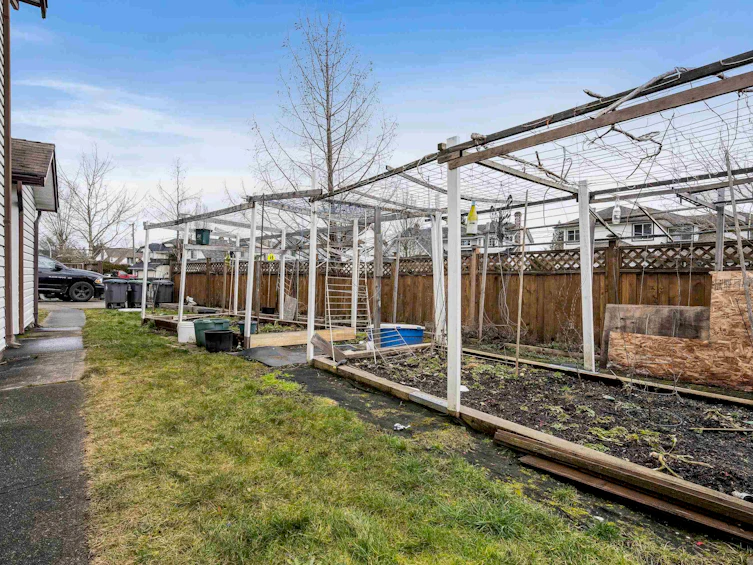 15299 93a Avenue, Surrey, BC, V3R 0E6 - 33