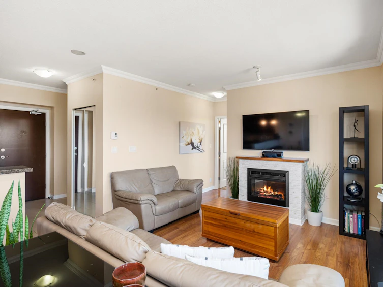 1902-15 E Royal Avenue, New Westminster, BC, V3L 0A9 - 5
