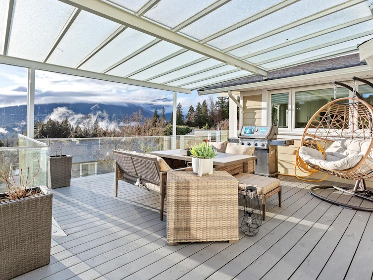 5117 Francisco Court, North Vancouver, BC, V7R 3K4 - 25
