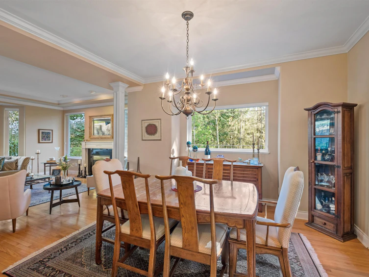 4905 Chalet Place, North Vancouver, BC, V7R 4X4 - 6