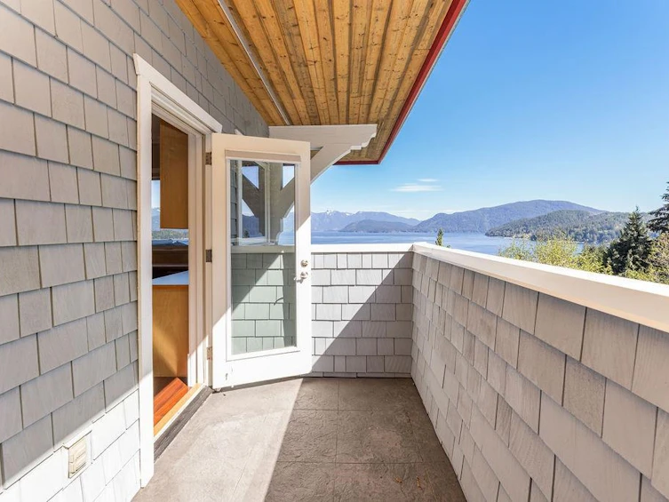 1128 Twin Isle Drive, Gibsons, BC, V0N 1V1 - 30
