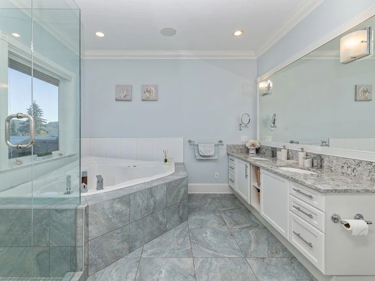 1128 Twin Isle Drive, Gibsons, BC, V0N 1V1 - 19