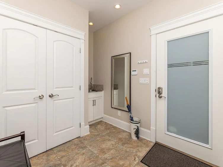 1128 Twin Isle Drive, Gibsons, BC, V0N 1V1 - 28
