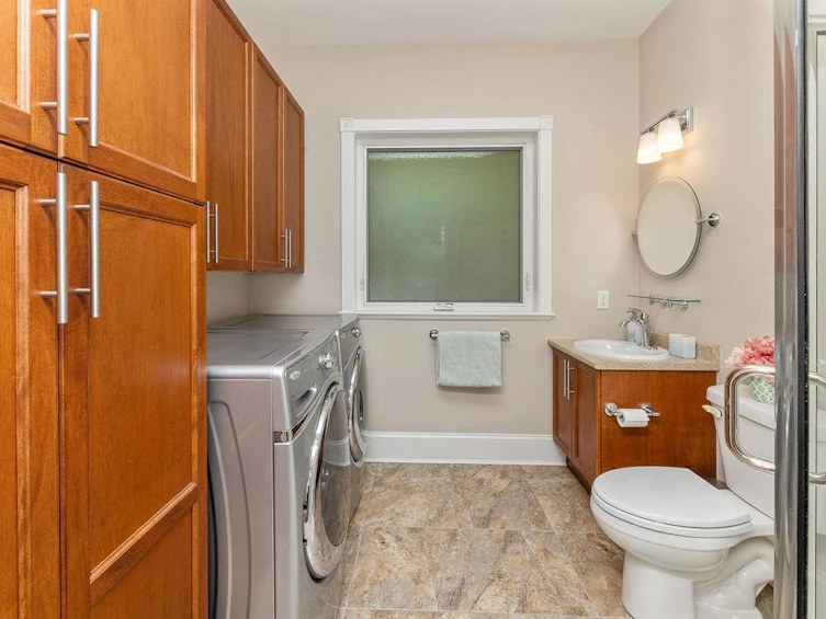1128 Twin Isle Drive, Gibsons, BC, V0N 1V1 - 24