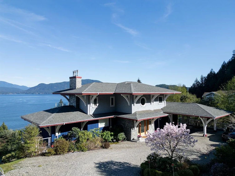 1128 Twin Isle Drive, Gibsons, BC, V0N 1V1 - 2