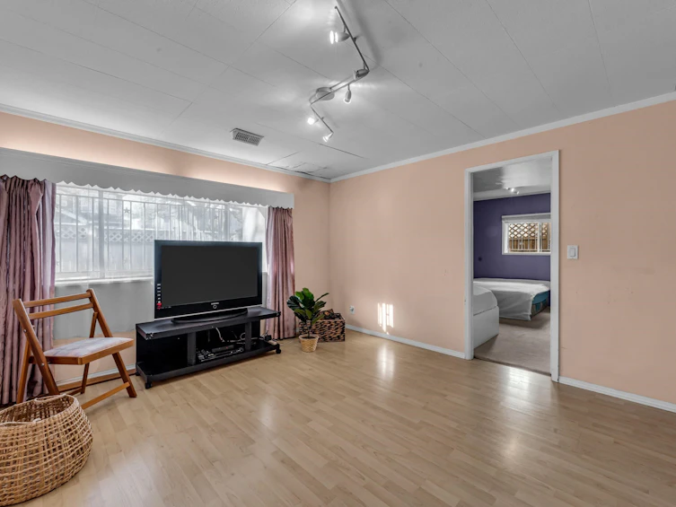 4772 Inverness Street, Vancouver, BC, V5V 4X6 - 16