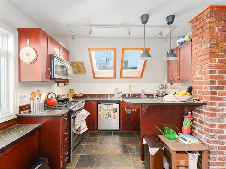 2636 Prince Albert Street, Vancouver, BC, V5T 3X3 - 6