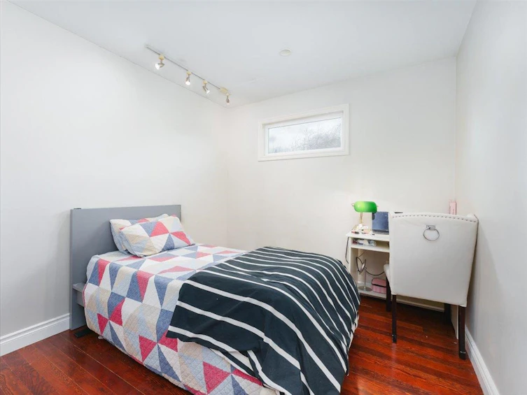 2636 Prince Albert Street, Vancouver, BC, V5T 3X3 - 12