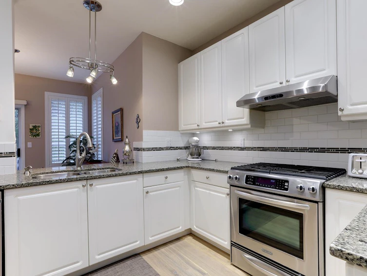 15023 Semiahmoo Place, Surrey, BC, V4P 2K3 - 12