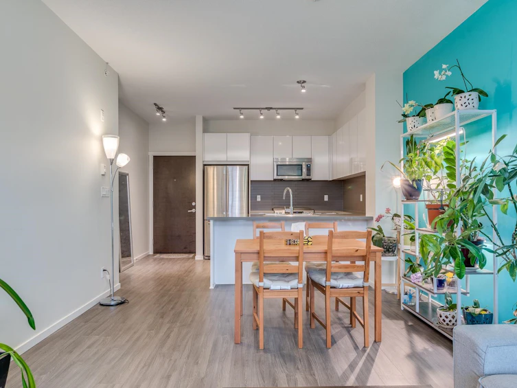413-3107 Windsor Gate, Coquitlam, BC, V3B 0L1 - 7