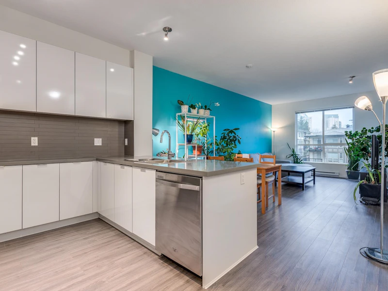 413 - 3107 Windsor Gate, Coquitlam BC