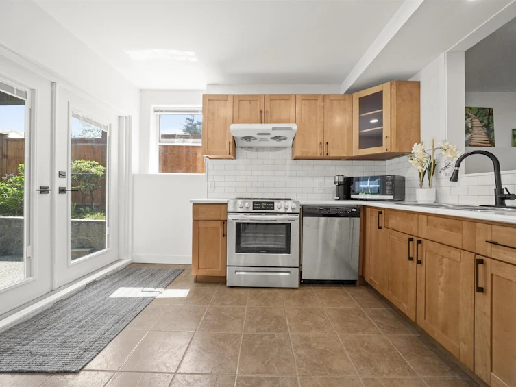 1551 Alpine Lane, Coquitlam, BC, V3E 3A5 - 29