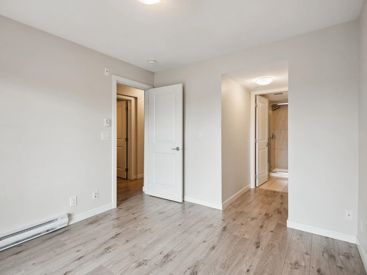 304-7908 15th Avenue, Burnaby, BC, V3N 0G6 - 17