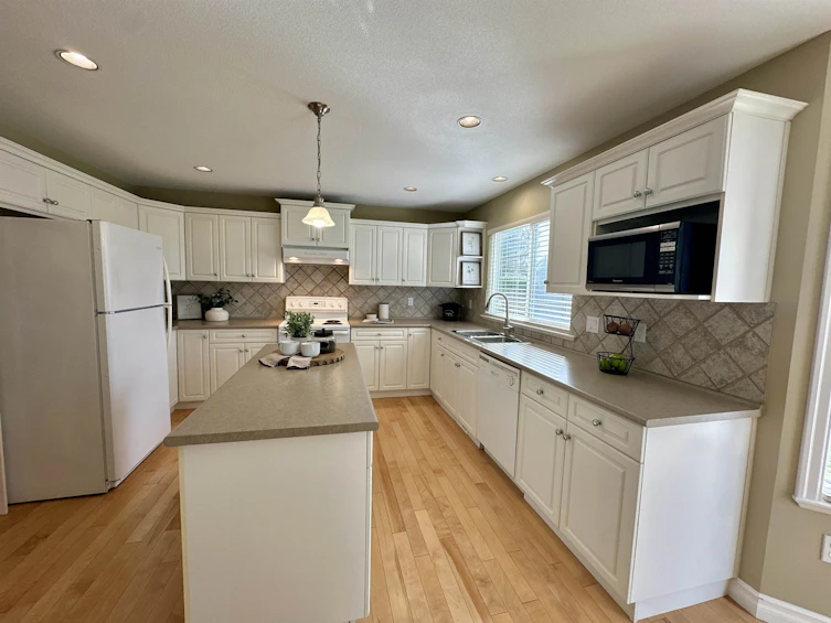 9091 202b Street, Langley, BC, V1M 4C1 - 12