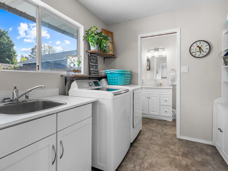 29390 Duncan Avenue, Abbotsford, BC, V4X 1J5 - 17