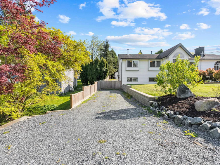 29390 Duncan Avenue, Abbotsford, BC, V4X 1J5 - 5